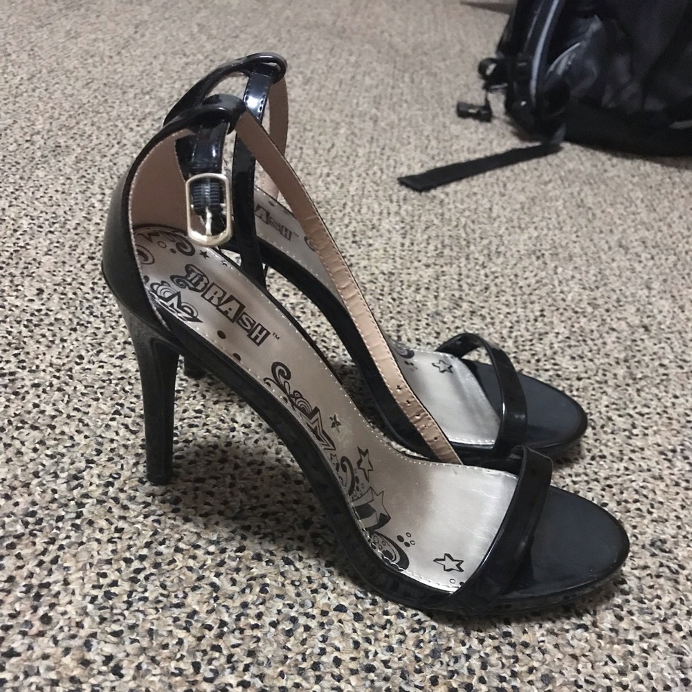 Black Strap Heel